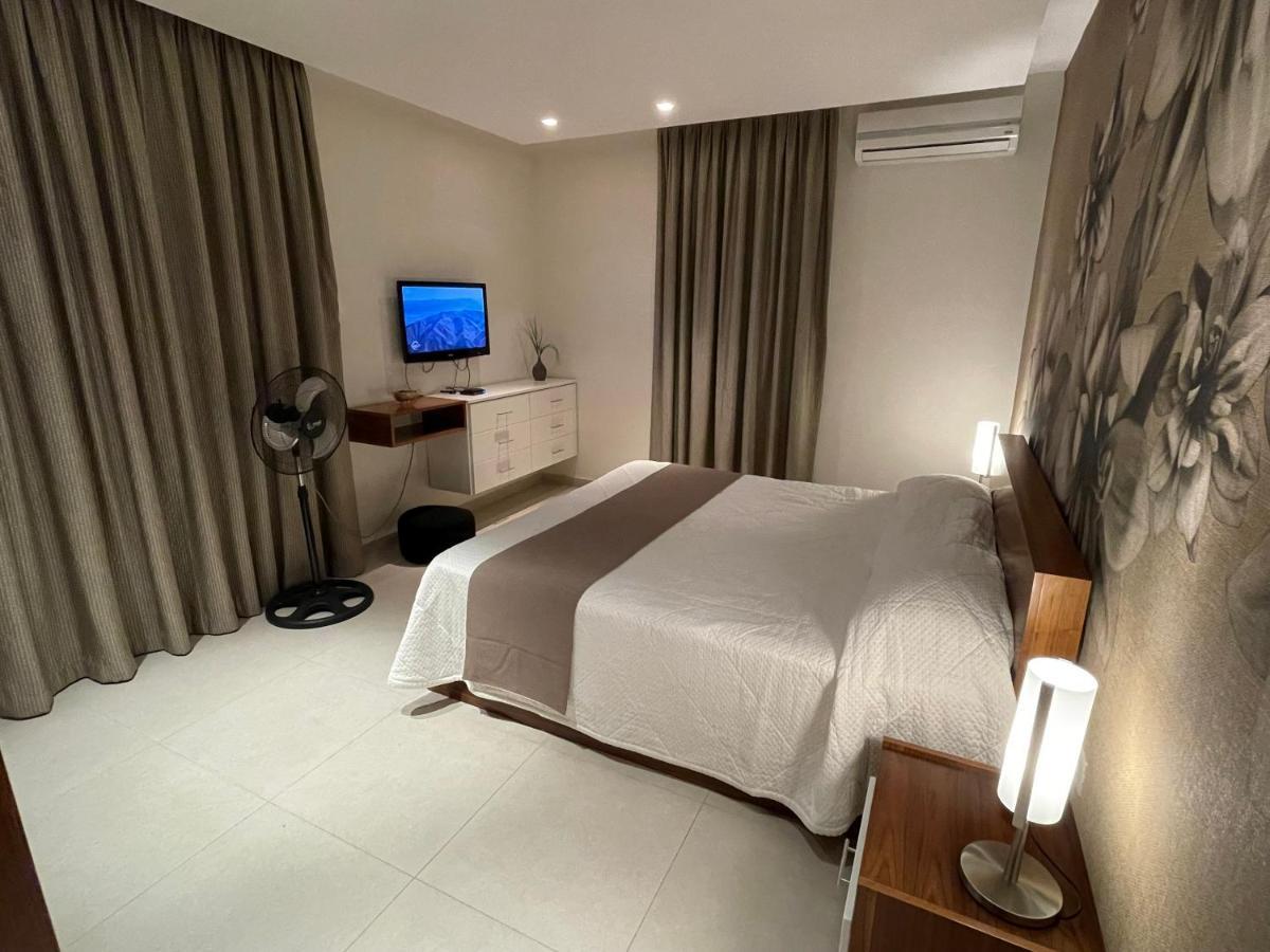 Deluxe Apartment With Pool In The Heart Of St Pauls Bay เซนต์พอลส์เบย์ ภายนอก รูปภาพ